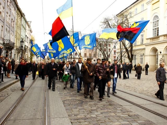 Во Львове отметили годовщину УПА (Фото)