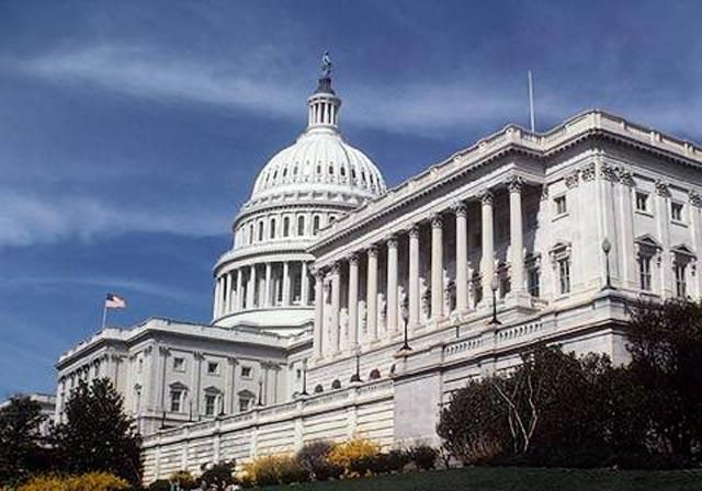 Сенат про подолання кризи домовився, Палата представників - не дуже