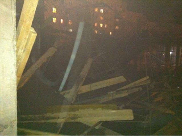 В Єкатеринбурзі завалився недобудований ТЦ В Єкатеринбурзі завалився недобудований ТЦ