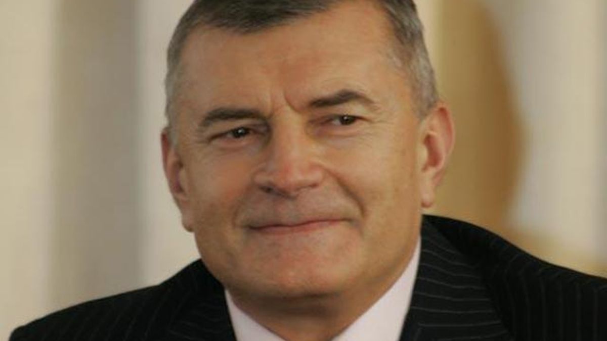 Адвокат Луценко защищает Януковича