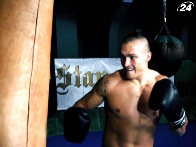 Усик дебютує на професійному рингу Усик дебютує на професійному рингу