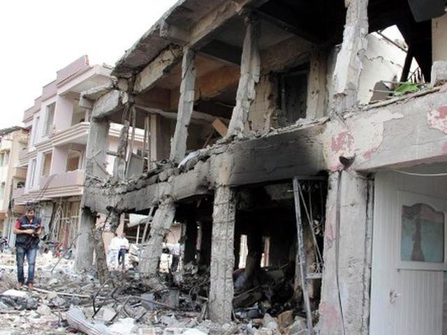 Землетрясение на Филиппинах унесло уже более 100 жизней Землетрясение на Филиппинах унесло уже более 100 жизней