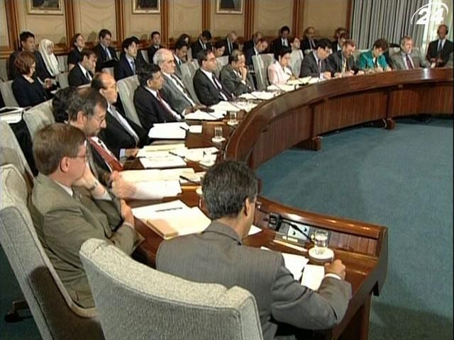 В Україну їде місія Міжнародного валютного фонду - 17 жовтня 2013 - Телеканал новин 24 В Україну їде місія Міжнародного валютного фонду - 17 жовтня 2013 - Телеканал новин 24