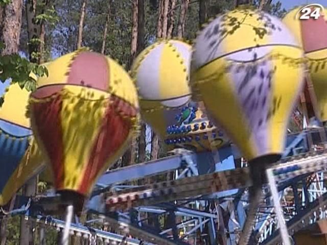 В Україні заборонили понад 300 атракціонів В Україні заборонили понад 300 атракціонів
