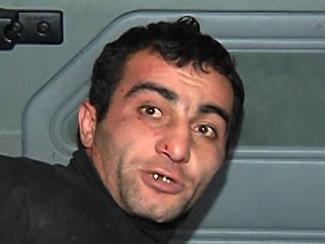 Батько підозрюваного у вбивстві азербайджанця вибачився за сина 