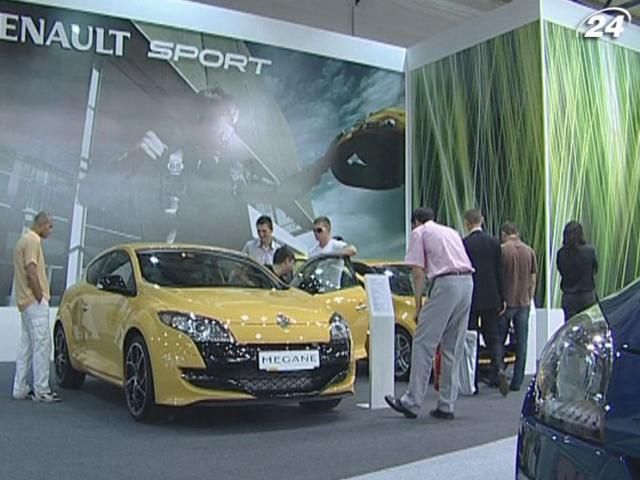 Украинцы перестали покупать иномарки Украинцы перестали покупать иномарки