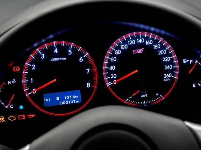 За перевищення швидкості швед заплатить 94 тисячі євро За перевищення швидкості швед заплатить 94 тисячі євро