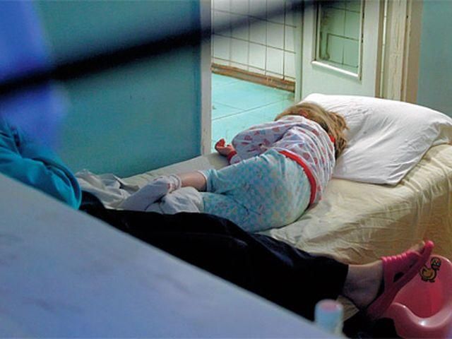 У Росії більше 100 дітей отруїлися пиріжками у шкільній їдальні У Росії більше 100 дітей отруїлися пиріжками у шкільній їдальні