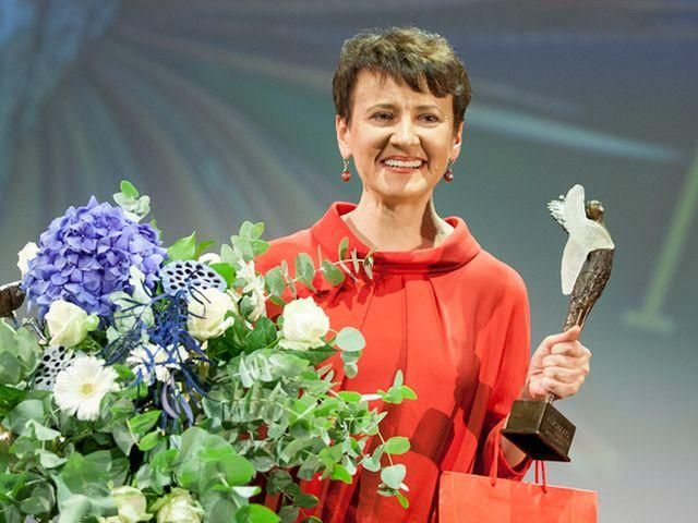 Забужко отримала відому літературну премію Angelus (Фото) Забужко отримала відому літературну премію Angelus (Фото)