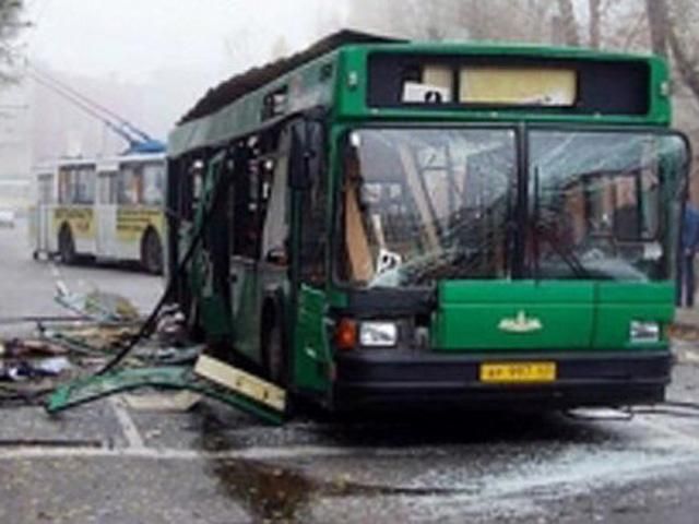 В России в автобусе взорвалась бомба: шесть человек погибли (Фото)