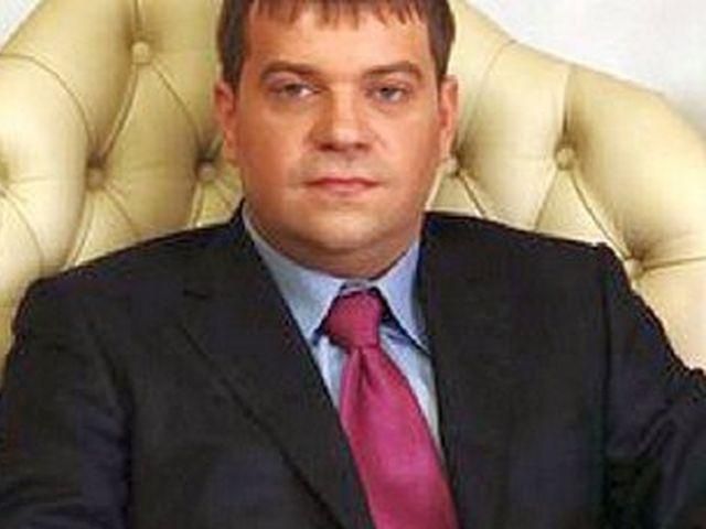 Он срок не мотал, наколок не имеет, - регионал о криминальном авторитете Он срок не мотал, наколок не имеет, - регионал о криминальном авторитете