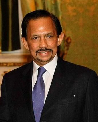 В Брунее ввели новые наказания: отрубание рук, порка и побитие камнями