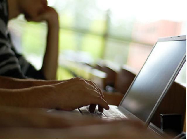 Інформацію про земельні торги можна буде знайти лише в інтернеті Інформацію про земельні торги можна буде знайти лише в інтернеті