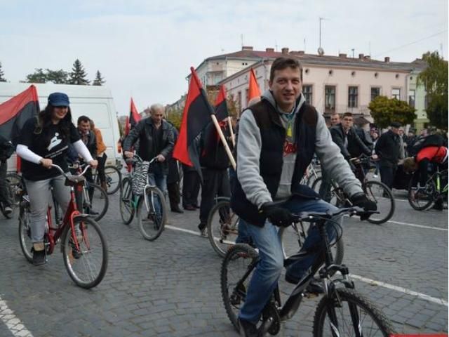 Доній відкликав свій голос за "антикличкову" поправку (Фото) Доній відкликав свій голос за "антикличкову" поправку (Фото)