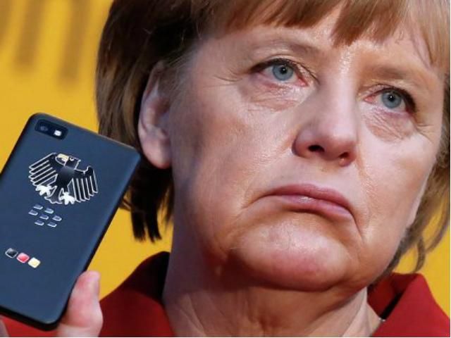 Власти ФРГ узнали о слежке за Меркель от журналистов