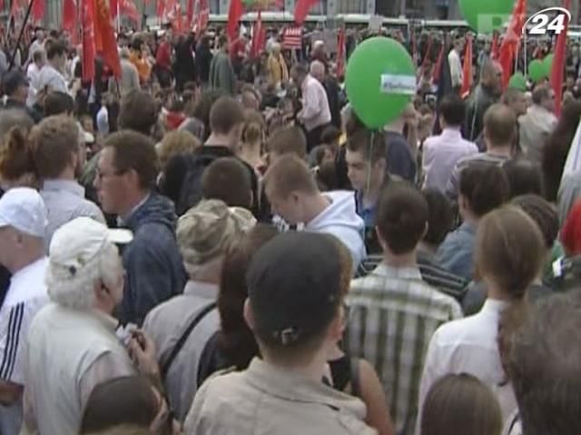 Российская оппозиция проведет шествие в поддержку осужденных в "Болотном деле"