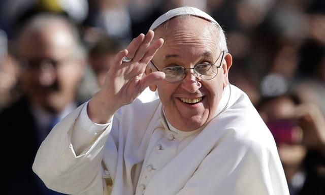 Папу Римского на Twitter зафолловили 10 миллионов человек