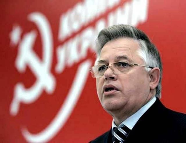 В Раді вирішили заборонити комуністів В Раді вирішили заборонити комуністів