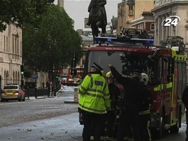 Жертвами шторму в Європі стало більше 10 людей Жертвами шторму в Європі стало більше 10 людей