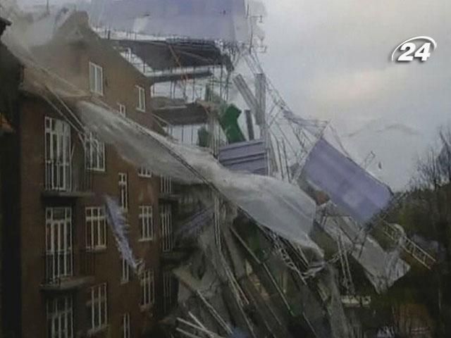 Щонайменше 13 людей загинуло внаслідок шторму "Святий Юда" Щонайменше 13 людей загинуло внаслідок шторму "Святий Юда"