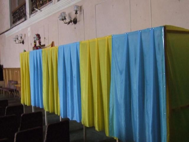 Усі ОВК перевиборів на п’яти проблемних округах розпочали свою роботу Усі ОВК перевиборів на п’яти проблемних округах розпочали свою роботу