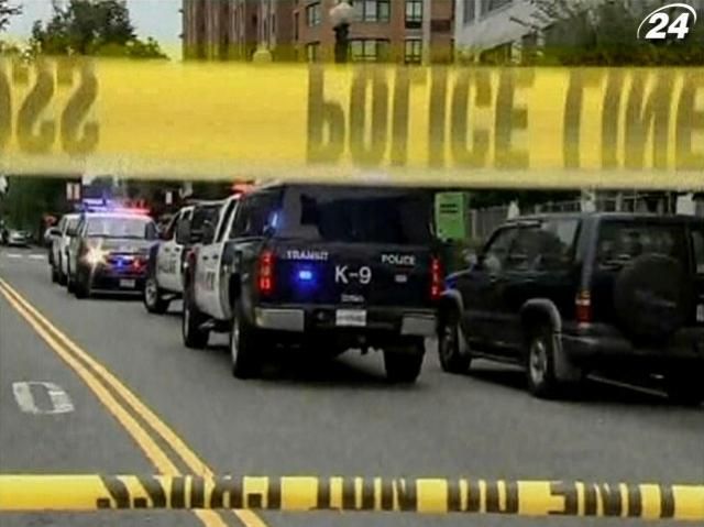 У США чоловік перестріляв заручників і покінчив з життям У США чоловік перестріляв заручників і покінчив з життям