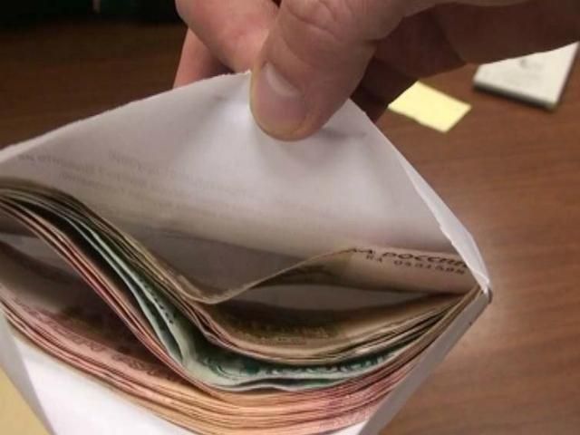 В Чигирине задержали мэра-регионала за вымогательство взятки В Чигирине задержали мэра-регионала за вымогательство взятки