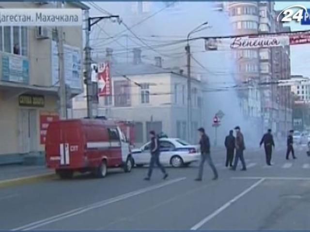Від теракту в Махачкалі загинули вже 2 людини Від теракту в Махачкалі загинули вже 2 людини