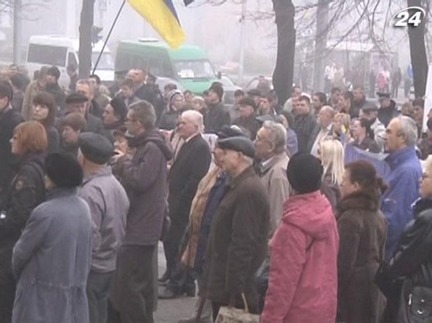 Запоріжці хочуть відставки мера через його кримінальні зв’язки