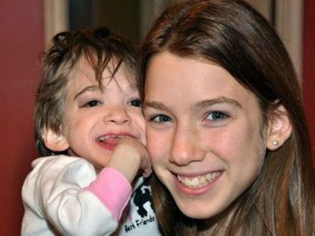 У США померла дівчинка, яка не дорослішала впродовж 15 років У США померла дівчинка, яка не дорослішала впродовж 15 років