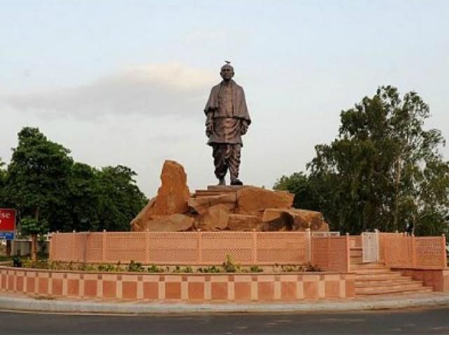 В Індії будують найвищу в світі статую В Індії будують найвищу в світі статую