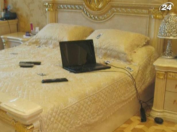 Слідчі розглядають три версії вибуху в домі мільйонера Файнгольда Слідчі розглядають три версії вибуху в домі мільйонера Файнгольда