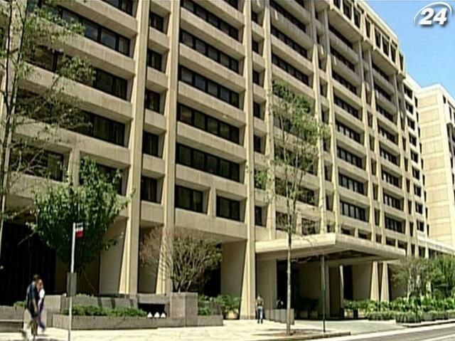 ЄС та МВФ допоможуть Україні витримати тиск з боку Росії ЄС та МВФ допоможуть Україні витримати тиск з боку Росії