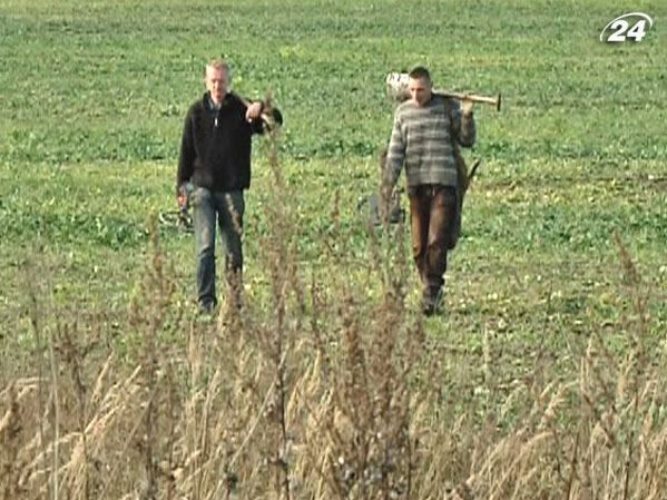 Чорні археологи в Україні не потрібні, а мародерів прикривають "згори" Чорні археологи в Україні не потрібні, а мародерів прикривають "згори"