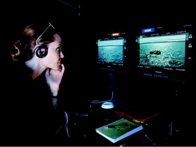 Первые кадры со съемок фильма Анджелины Джоли (Фото) Первые кадры со съемок фильма Анджелины Джоли (Фото)