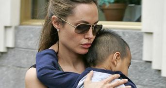 У Анджелины Джоли осложнения после операции на груди