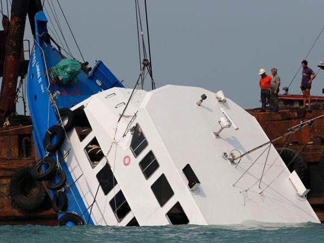 Крушение судна в Таиланде: по меньшей мере 6 погибших