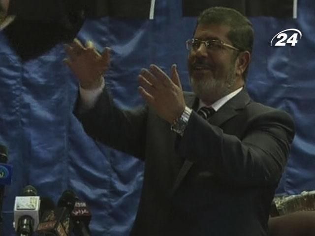 В Каїрі розпочнеться суд над екс-президентом Єгипту Мурсі В Каїрі розпочнеться суд над екс-президентом Єгипту Мурсі