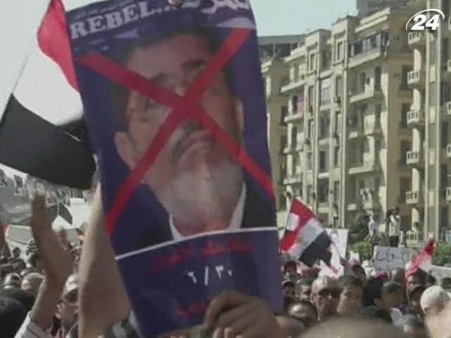 В Каире усилили меры безопасности из-за суда над Мурси