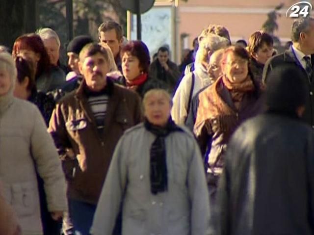 Киевляне и оппозиция раскритиковали внеплановый выходной