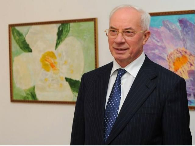 Україна завершить 2013 рік без спаду економіки, - Азаров Україна завершить 2013 рік без спаду економіки, - Азаров