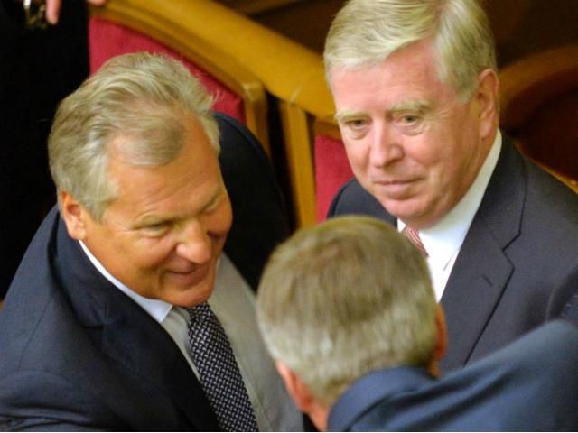 Кокс та Кваснєвський сьогодні приїдуть до Києва Кокс та Кваснєвський сьогодні приїдуть до Києва