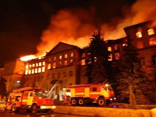 Аграрний університет підпалили професорка та “Посольство Боже”, - версія Аграрний університет підпалили професорка та “Посольство Боже”, - версія