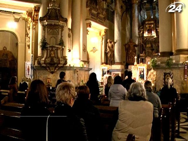 Львівські діти написали 111 листів до Миколая Львівські діти написали 111 листів до Миколая