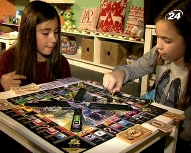 Пушистик "Ферби" и роботы - самые популярные рождественские подарки Пушистик "Ферби" и роботы - самые популярные рождественские подарки