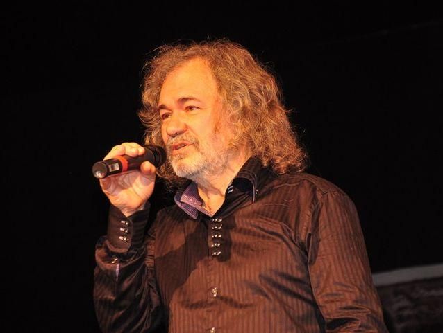 Народний артист Петриненко потрапив у потрійну ДТП Народний артист Петриненко потрапив у потрійну ДТП