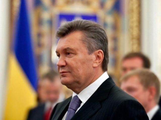 Янукович назначил своими советниками уволенных губернаторов
