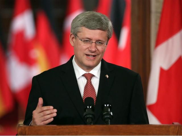 Канаду беспокоит антидемократическое давление украинской власти, - Стивен Харпер