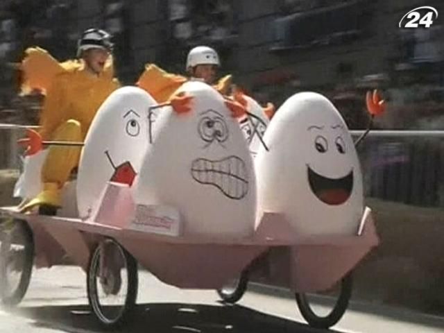 В Аргентині пройшли змагання на саморобних автомобілях В Аргентині пройшли змагання на саморобних автомобілях