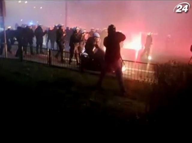 Річниця закінчення війни супроводжувалася ексцесами у Польщі та Франції Річниця закінчення війни супроводжувалася ексцесами у Польщі та Франції